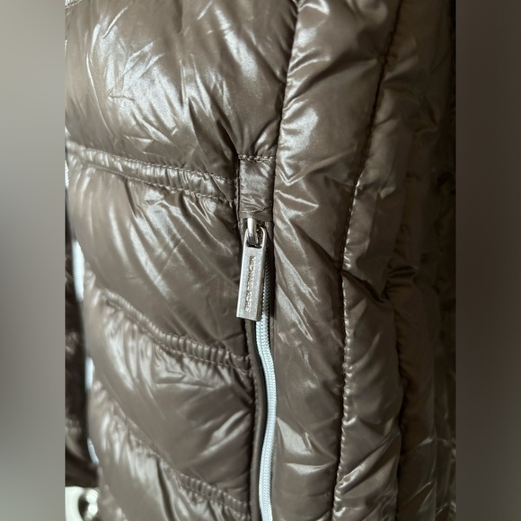 Michael Kors Women's Quilted Brown/Mocha Packable Down Jacket w Hood Size L - Picture 7 of 9